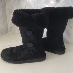 Black UGG boots